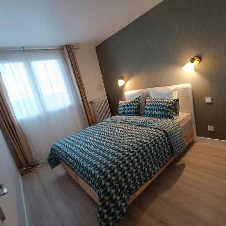 Chelles Centre Ville 2 Chambres Pres Des Bords De Marne 10 Minutes A Pieds De La Gare De Chelles-Gournay 5 Minutes De La Gare De Vaires-Sur-Marne 20 Minutes De Disneyland Jusqu'A 5 Couchages Possibles Exterior foto